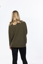 POSSUM & MERINO WOMEN'S BUTTON CARDIGAN - RELAXED FIT NB851