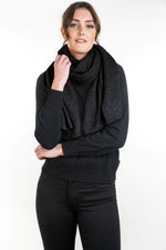 P0SSUM & MERINO WRAP - LIGHT WEIGHT MOSS STITCH KO518