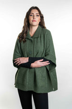 POSSUM & MERINO WOMEN’S BUTTONED CAPE WITH POCKETS KO552