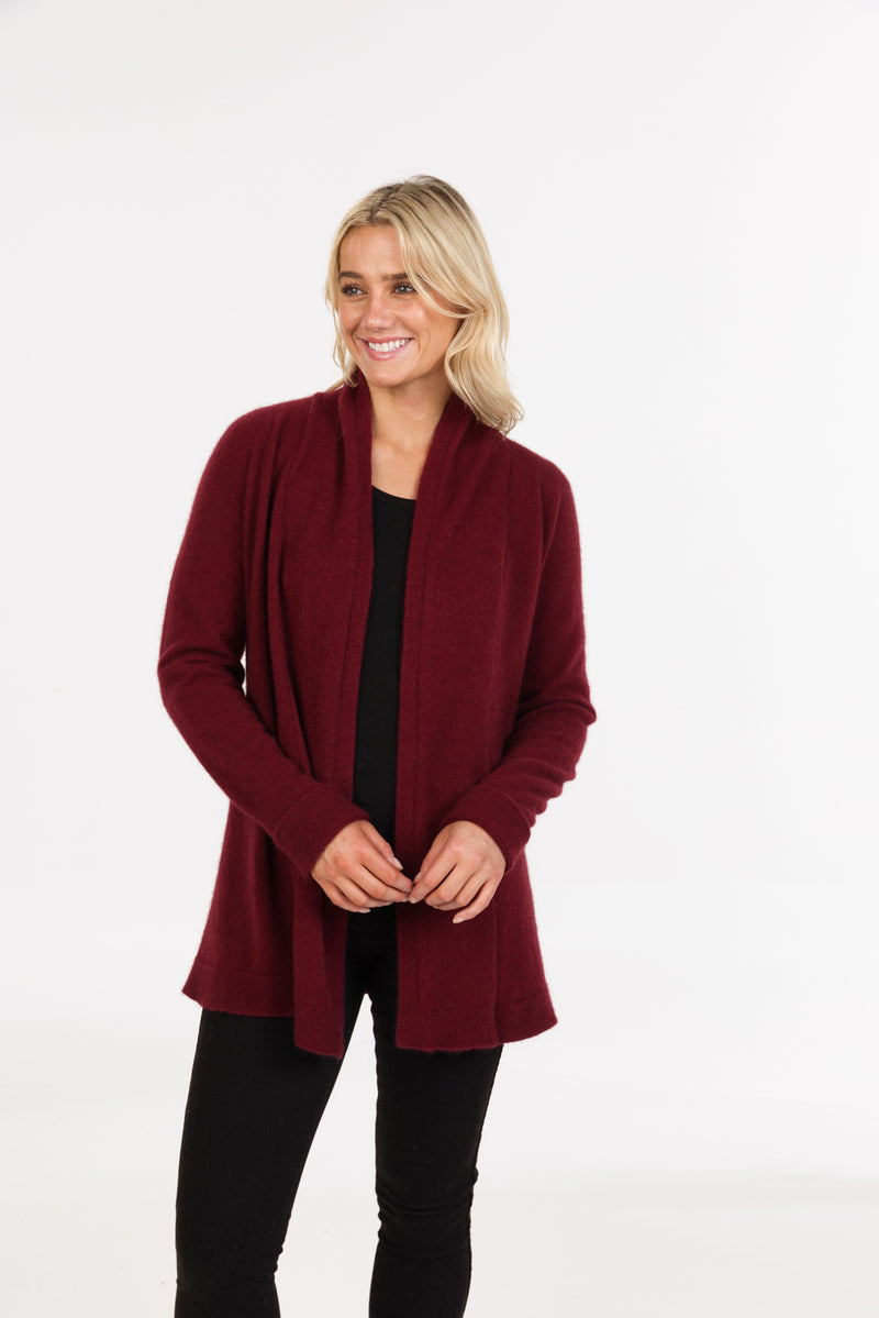 POSSUM & MERINO WOMEN’S WRAP JACKET NB498