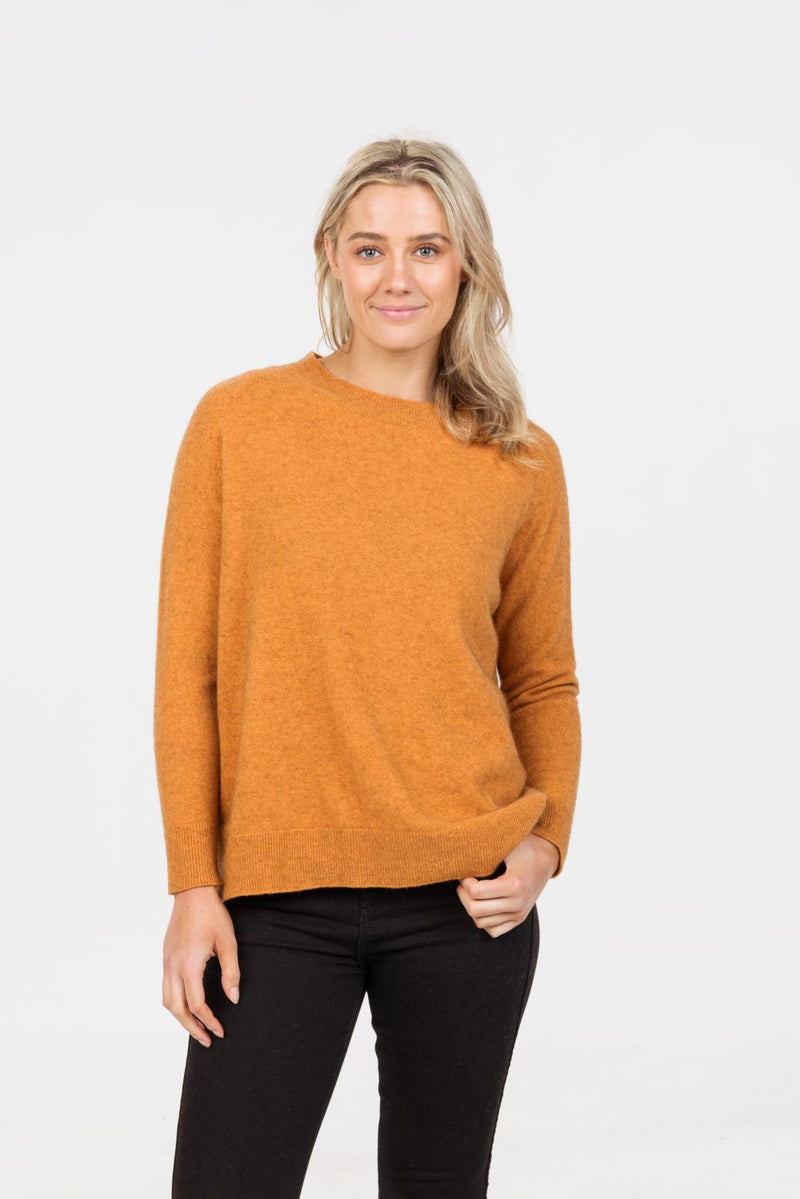 POSSUM & MERINO WOMEN’S LOUNGE SWEATER NB816