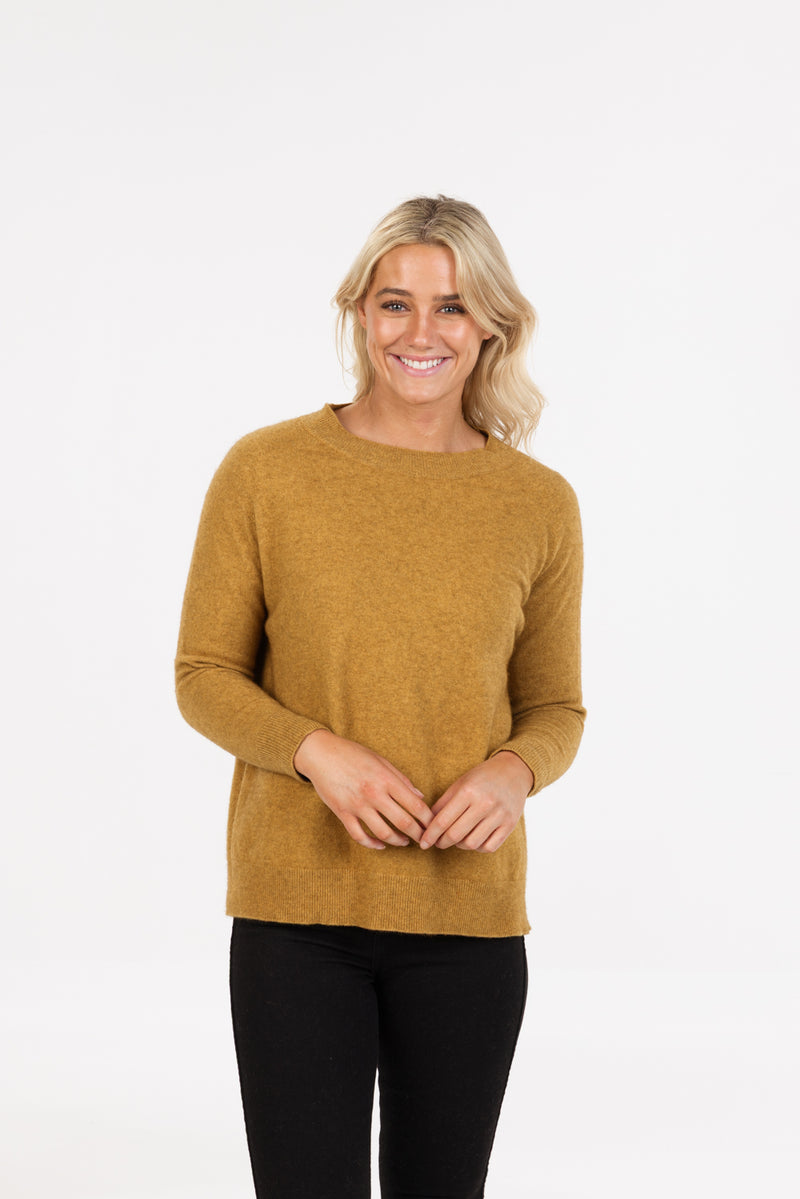 POSSUM & MERINO WOMEN’S LOUNGE SWEATER NB816
