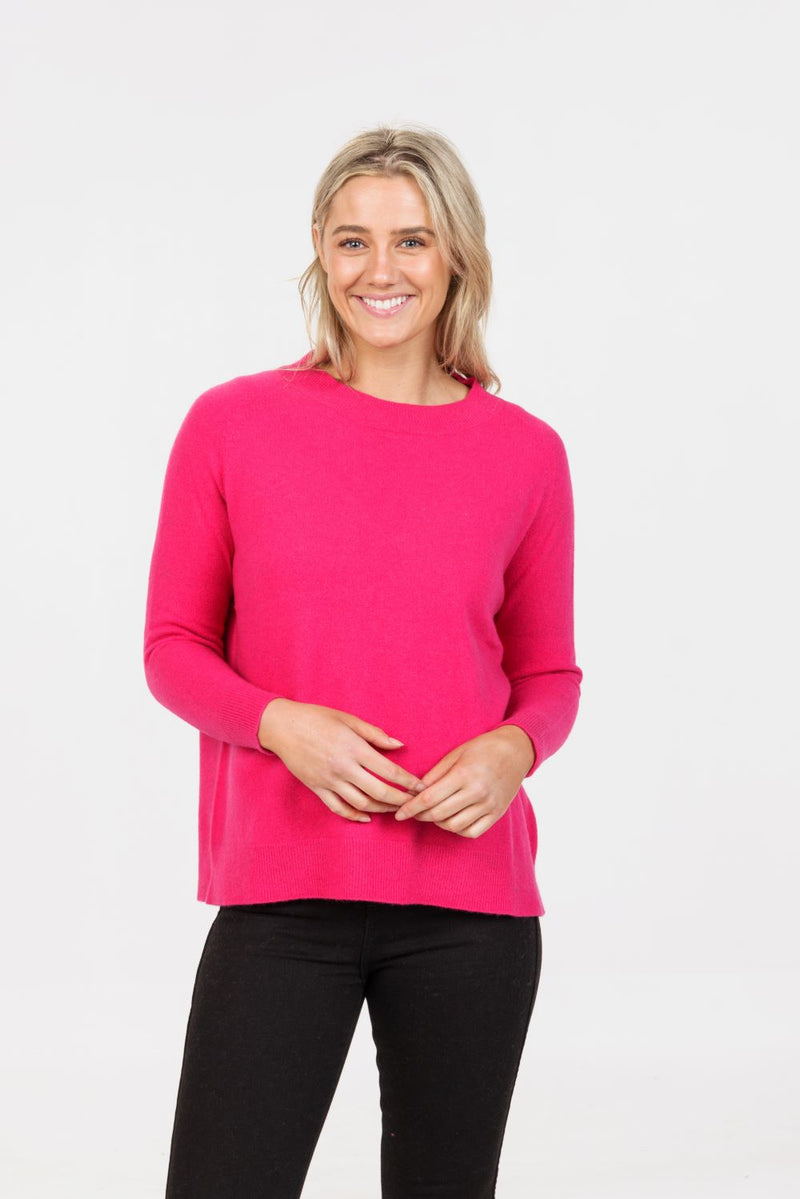 POSSUM & MERINO WOMEN’S LOUNGE SWEATER NB816