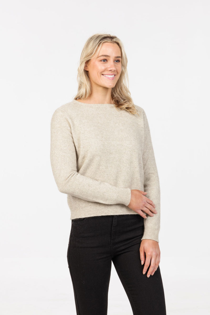 POSSUM & MERINO WOMEN'S CLASSIC CROP SWEATER NB870