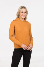 POSSUM & MERINO WOMEN’S COLLAR SWEATER NB891