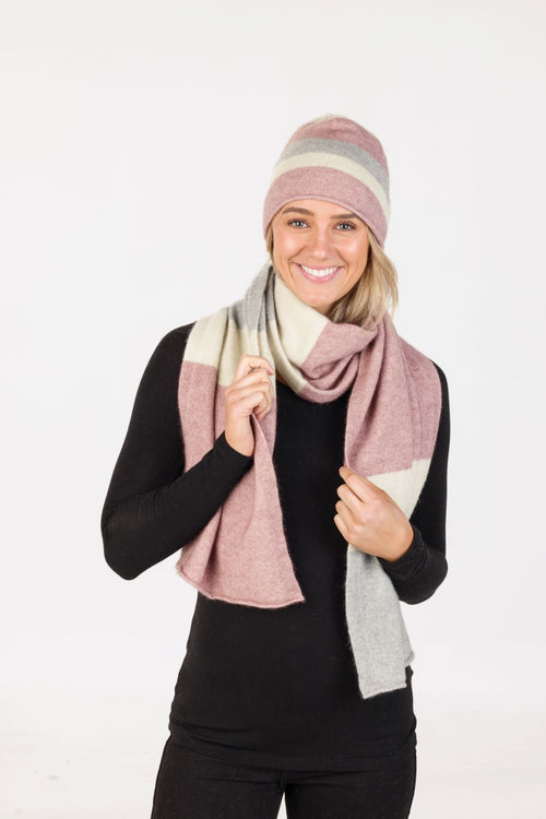 POSSUM,MERINO TRAVEL SCARF NX824